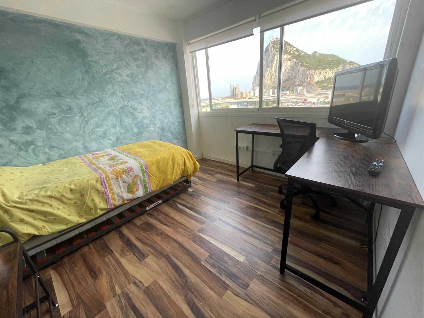 Closest Room To Gibraltar Border ลาลิเนียเดลากอนเซ็ปซีออน ภายนอก รูปภาพ